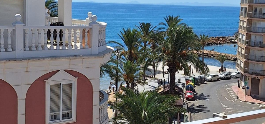 Torrevieja, Alicante, 4 Bedrooms Bedrooms, ,2 BathroomsBathrooms,Apartment,Resale,0,75632280388228048