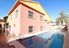 Cabo Roig, Alicante, 5 Bedrooms Bedrooms, ,2 BathroomsBathrooms,Villa,Resale,0,20992488188687000 Cabo Roig, Alicante, 5 Bedrooms Bedrooms, ,2 BathroomsBathrooms,Villa,Resale,0,20992488188687000