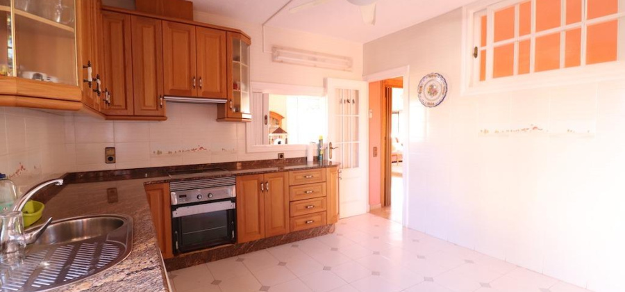 Cabo Roig, Alicante, 5 Bedrooms Bedrooms, ,2 BathroomsBathrooms,Villa,Resale,0,20992488188687000