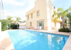 Cabo Roig, Alicante, 4 Bedrooms Bedrooms, ,3 BathroomsBathrooms,Villa,Resale,0,209924289928238048