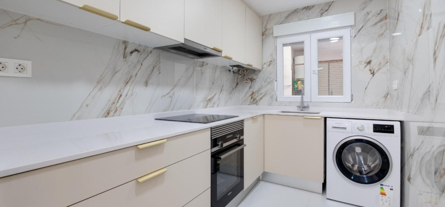 Torrevieja, Alicante, 3 Bedrooms Bedrooms, ,2 BathroomsBathrooms,Apartment,Resale,0,328216168185846080