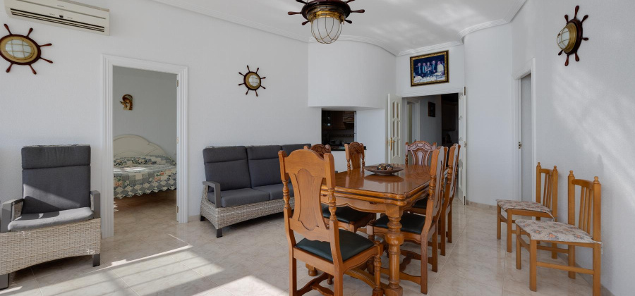 Torrevieja, Alicante, 4 Bedrooms Bedrooms, ,2 BathroomsBathrooms,Apartment,Resale,0,328216242213942720