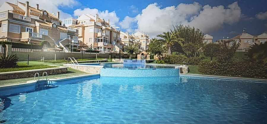 Torrevieja, Alicante, 2 Bedrooms Bedrooms, ,1 BathroomBathrooms,Apartment,Resale,0,75632152364808016