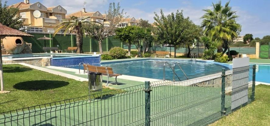 Torrevieja, Alicante, 2 Bedrooms Bedrooms, ,1 BathroomBathrooms,Apartment,Resale,0,75632152364808016