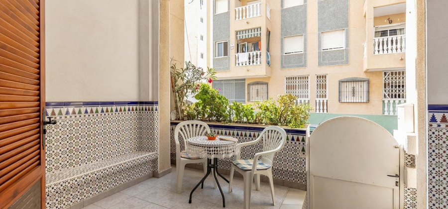 Torrevieja, Alicante, 2 Bedrooms Bedrooms, ,1 BathroomBathrooms,Apartment,Resale,0,75632238661419712