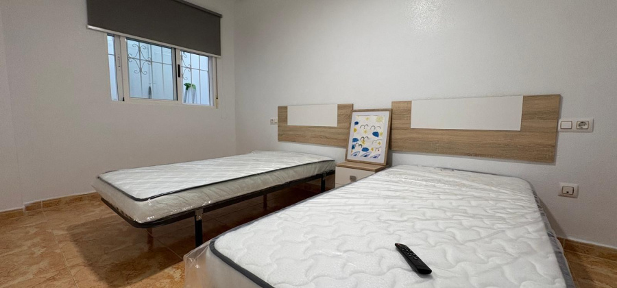 Torrevieja, Alicante, 2 Bedrooms Bedrooms, ,1 BathroomBathrooms,Bungalow,Resale,0,75632431697128064