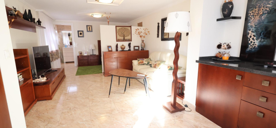 Torrevieja, Alicante, 5 Bedrooms Bedrooms, ,3 BathroomsBathrooms,Villa,Resale,0,209924357443267456
