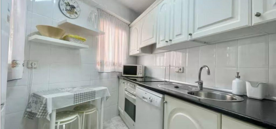 Benidorm, Alicante, 3 Bedrooms Bedrooms, ,1 BathroomBathrooms,Apartment,Resale,0,75632224547337664