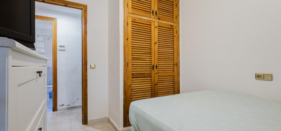 Torrevieja, Alicante, 5 Bedrooms Bedrooms, ,3 BathroomsBathrooms,Villa,Resale,0,328216276866587072