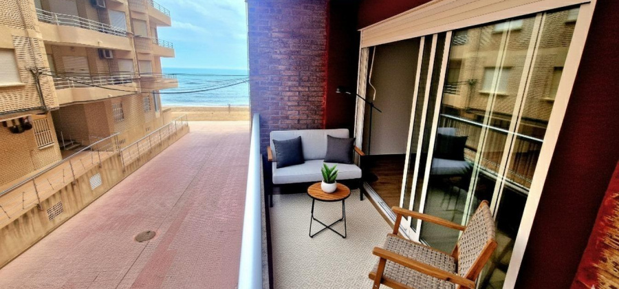 Torrevieja, Alicante, 3 Bedrooms Bedrooms, ,2 BathroomsBathrooms,Apartment,Resale,0,75632147658545296