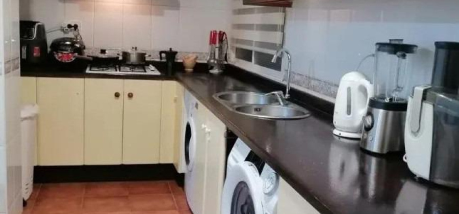 Alicante, Alicante, 4 Bedrooms Bedrooms, ,1 BathroomBathrooms,Apartment,Resale,0,75632138833741696
