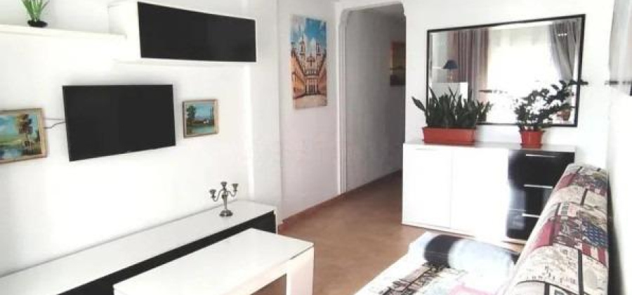 Alicante, Alicante, 4 Bedrooms Bedrooms, ,1 BathroomBathrooms,Apartment,Resale,0,75632138833741696