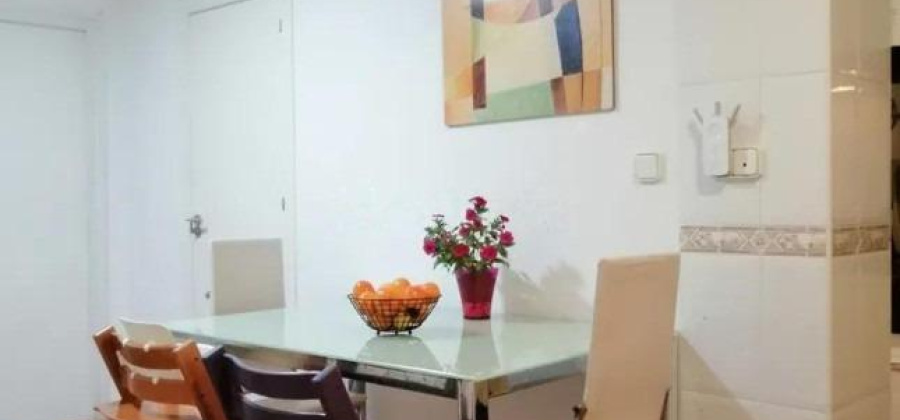 Alicante, Alicante, 4 Bedrooms Bedrooms, ,1 BathroomBathrooms,Apartment,Resale,0,75632138833741696