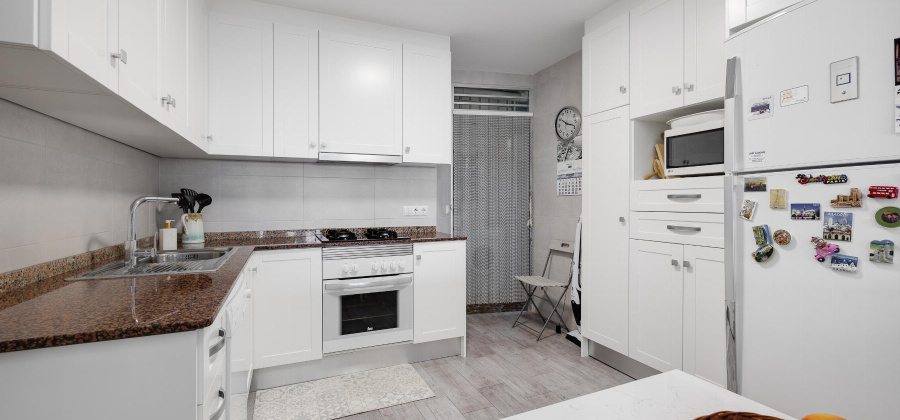 Torrevieja, Alicante, 4 Bedrooms Bedrooms, ,2 BathroomsBathrooms,Apartment,Resale,0,75632206696507264