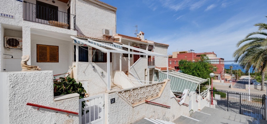 Torrevieja, Alicante, 2 Bedrooms Bedrooms, ,1 BathroomBathrooms,Bungalow,Resale,0,7563283909105589