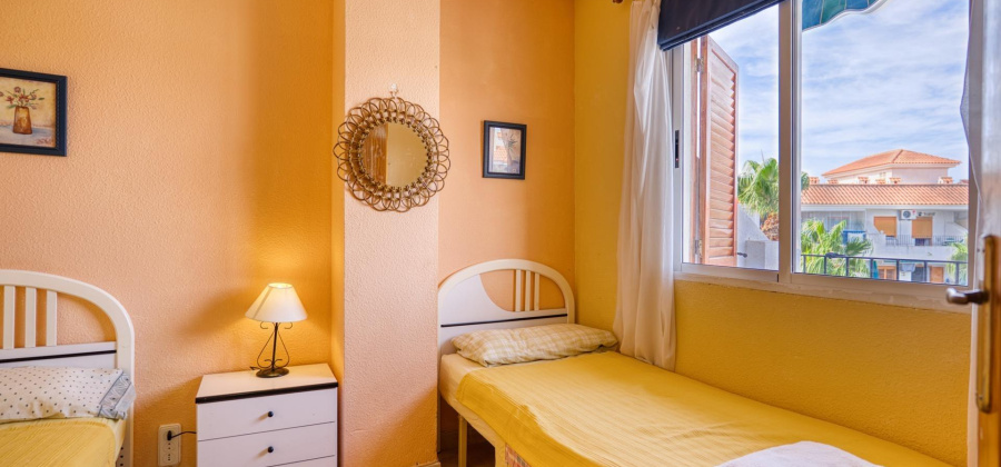 Torrevieja, Alicante, 2 Bedrooms Bedrooms, ,1 BathroomBathrooms,Apartment,Resale,0,75632148497615440