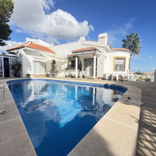 Villa in Costa Blanca South, Villamartin