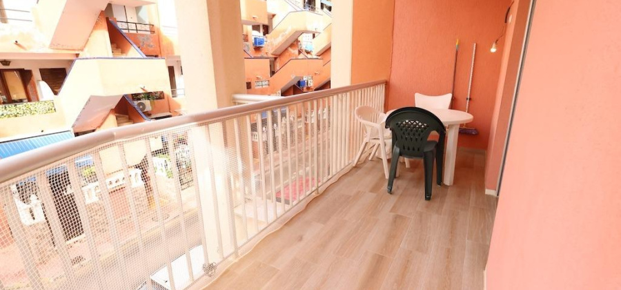 Torrevieja, Alicante, 3 Bedrooms Bedrooms, ,1 BathroomBathrooms,Apartment,Resale,0,209924417745425824