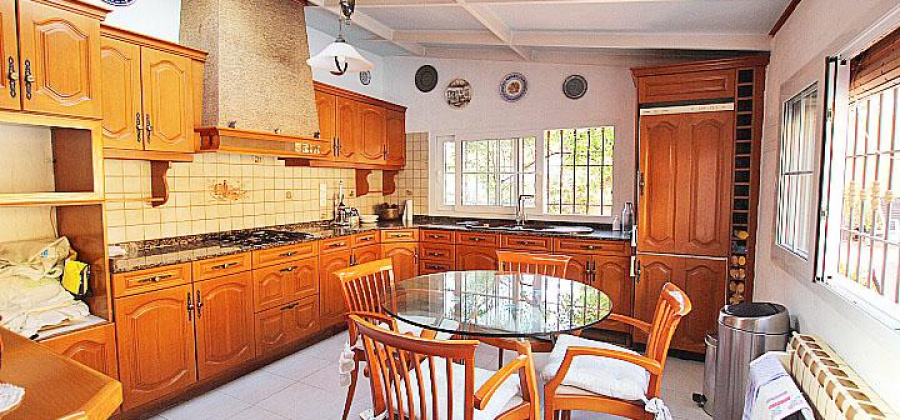 Torrevieja, Alicante, 5 Bedrooms Bedrooms, ,2 BathroomsBathrooms,Villa,Resale,0,32821674659694800