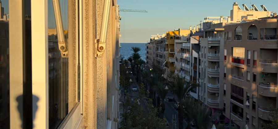 Torrevieja, Alicante, 2 Bedrooms Bedrooms, ,1 BathroomBathrooms,Apartment,Resale,0,75632284280579264