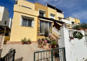 Orihuela Costa, Alicante, 3 Bedrooms Bedrooms, ,2 BathroomsBathrooms,Townhouse,Resale,0,209924236869075616