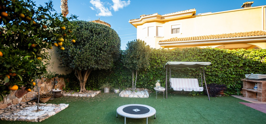 Orihuela, Alicante, 4 Bedrooms Bedrooms, ,2 BathroomsBathrooms,Villa,Resale,0,103536246441887664