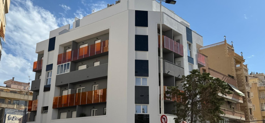 Torrevieja, Alicante, 2 Bedrooms Bedrooms, ,2 BathroomsBathrooms,Apartment,Resale,0,7563298929203833