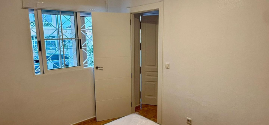 Torrevieja, Alicante, 2 Bedrooms Bedrooms, ,1 BathroomBathrooms,Apartment,Resale,0,75632104778086560