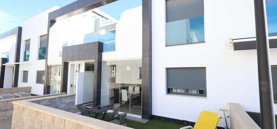 Orihuela Costa, Alicante, 2 Bedrooms Bedrooms, ,2 BathroomsBathrooms,Bungalow,Resale,0,209924232774723968