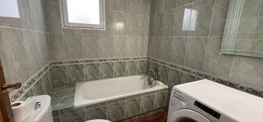 Torrevieja, Alicante, 2 Bedrooms Bedrooms, ,1 BathroomBathrooms,Apartment,Resale,0,75632284011161200