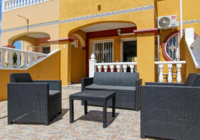 Orihuela Costa, Alicante, 2 Bedrooms Bedrooms, ,1 BathroomBathrooms,Townhouse,Resale,0,75632301488649088