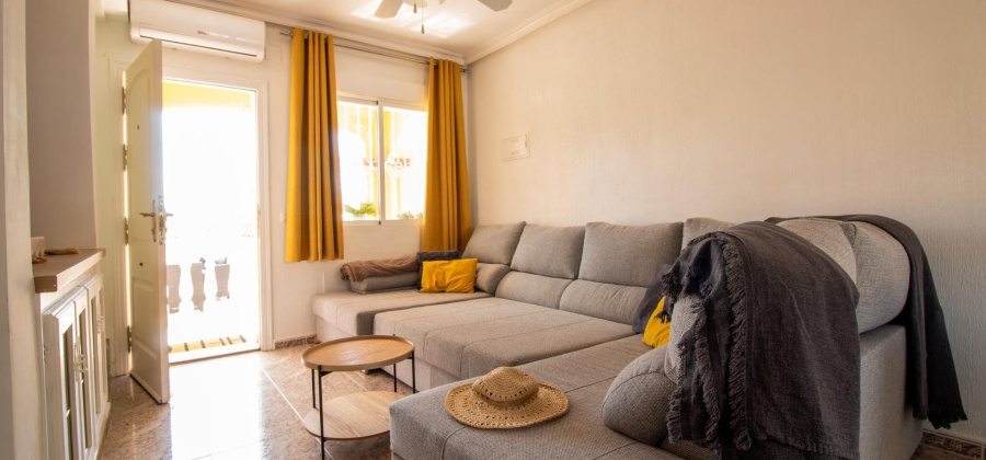 Orihuela Costa, Alicante, 2 Bedrooms Bedrooms, ,1 BathroomBathrooms,Townhouse,Resale,0,75632301488649088