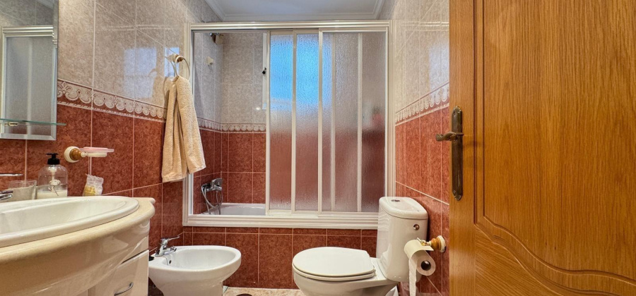 Torrevieja, Alicante, 2 Bedrooms Bedrooms, ,1 BathroomBathrooms,Apartment,Resale,0,75632164560488848