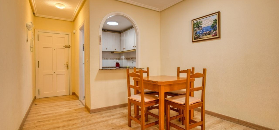 Torrevieja, Alicante, 2 Bedrooms Bedrooms, ,1 BathroomBathrooms,Apartment,Resale,0,7563274929252979