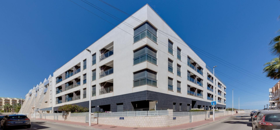 Torrevieja, Alicante, 2 Bedrooms Bedrooms, ,2 BathroomsBathrooms,Apartment,Resale,0,7563296711632992