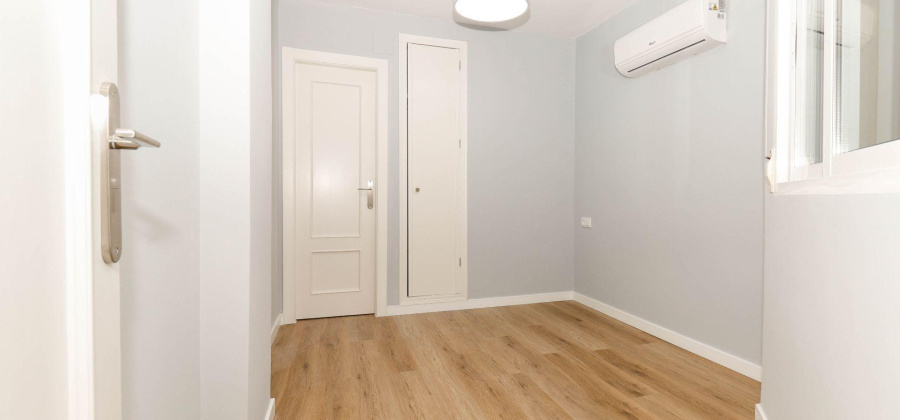 Torrevieja, Alicante, 2 Bedrooms Bedrooms, ,2 BathroomsBathrooms,Apartment,Resale,0,75632103181239904