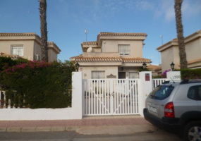 Play Flamenca, Alicante, 3 Bedrooms Bedrooms, ,2 BathroomsBathrooms,Villa,Resale,0,90690155232293568 Play Flamenca, Alicante, 3 Bedrooms Bedrooms, ,2 BathroomsBathrooms,Villa,Resale,0,90690155232293568