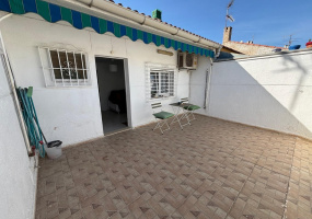 Torrevieja, Alicante, 1 Bedroom Bedrooms, ,1 BathroomBathrooms,Bungalow,Resale,0,75632139477535568