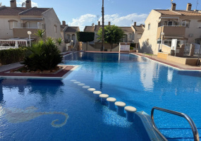 Torrevieja, Alicante, 2 Bedrooms Bedrooms, ,1 BathroomBathrooms,Bungalow,Resale,0,75632139932620864