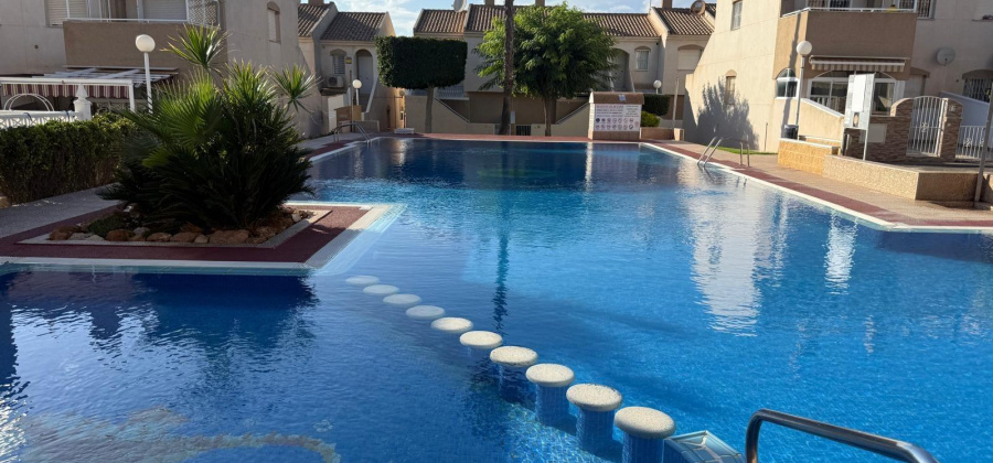 Torrevieja, Alicante, 2 Bedrooms Bedrooms, ,1 BathroomBathrooms,Bungalow,Resale,0,75632139932620864