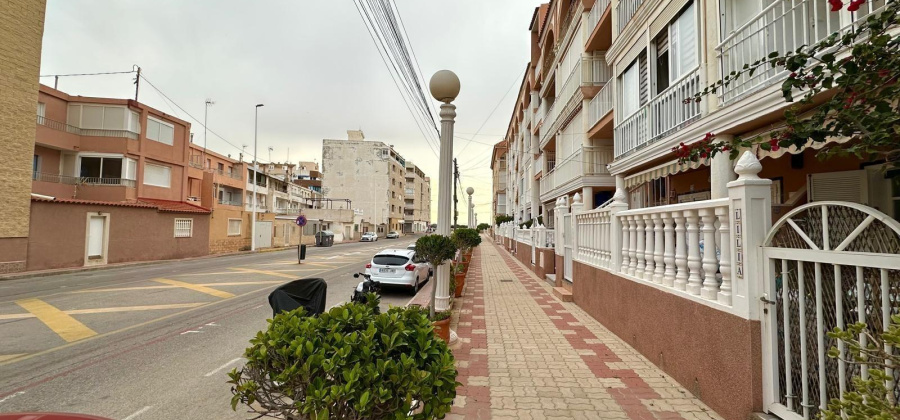 Torrevieja, Alicante, 1 Bedroom Bedrooms, ,2 BathroomsBathrooms,Apartment,Resale,0,75632177558738320