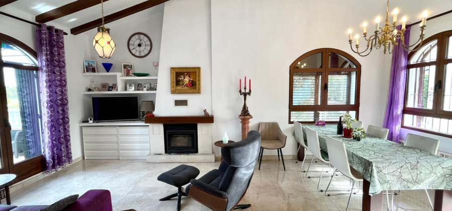 Villamartin, Alicante, 4 Bedrooms Bedrooms, ,2 BathroomsBathrooms,Villa,Resale,0,9069091878357056