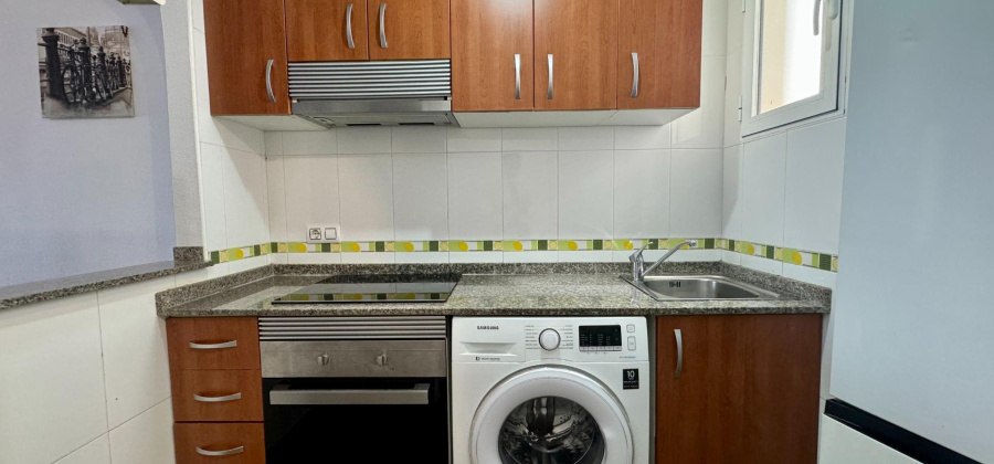 Torrevieja, Alicante, 3 Bedrooms Bedrooms, ,2 BathroomsBathrooms,Apartment,Resale,0,75632206252913568