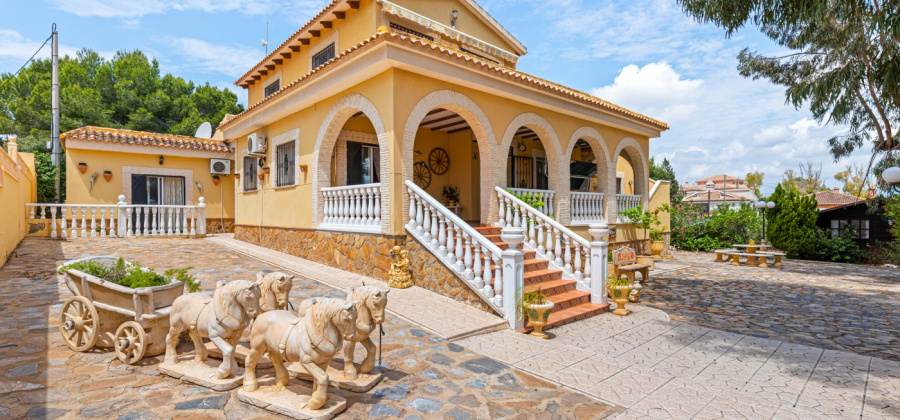 Jacarilla, Alicante, 4 Bedrooms Bedrooms, ,3 BathroomsBathrooms,Villa,Resale,0,271160416973952896