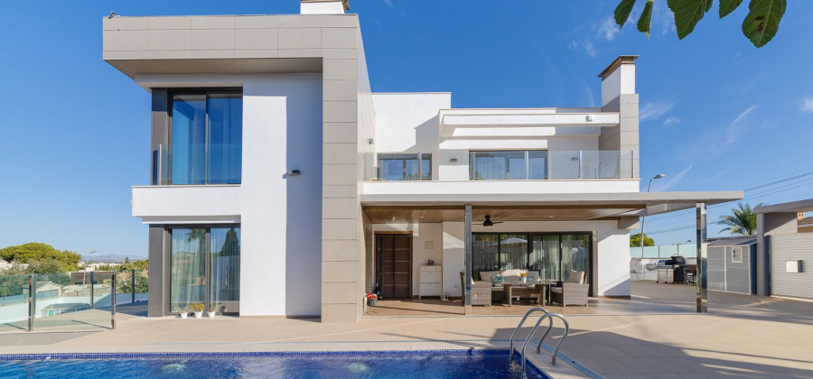 Torrevieja, Alicante, 3 Bedrooms Bedrooms, ,4 BathroomsBathrooms,Apartment,Resale,0,206104171876383360