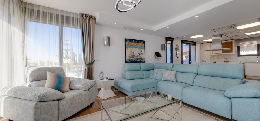 Torrevieja, Alicante, 3 Bedrooms Bedrooms, ,4 BathroomsBathrooms,Apartment,Resale,0,206104171876383360