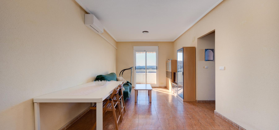 Torrevieja, Alicante, 2 Bedrooms Bedrooms, ,1 BathroomBathrooms,Apartment,Resale,0,206104216244004032