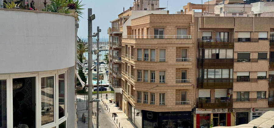 Torrevieja, Alicante, 3 Bedrooms Bedrooms, ,2 BathroomsBathrooms,Apartment,Resale,0,206104219350012992