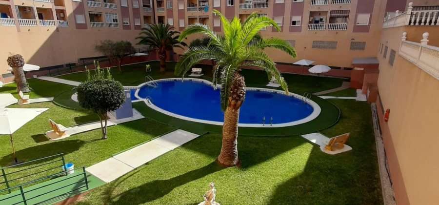Torrevieja, Alicante, 2 Bedrooms Bedrooms, ,1 BathroomBathrooms,Apartment,Resale,0,75632173010815392