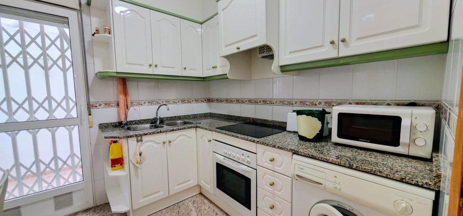 Torrevieja, Alicante, 3 Bedrooms Bedrooms, ,2 BathroomsBathrooms,Apartment,Resale,0,75632242685548864